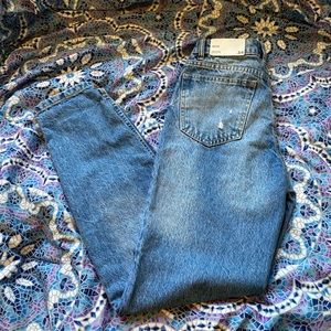 NWT Bershka Light Wash Mom Jeans